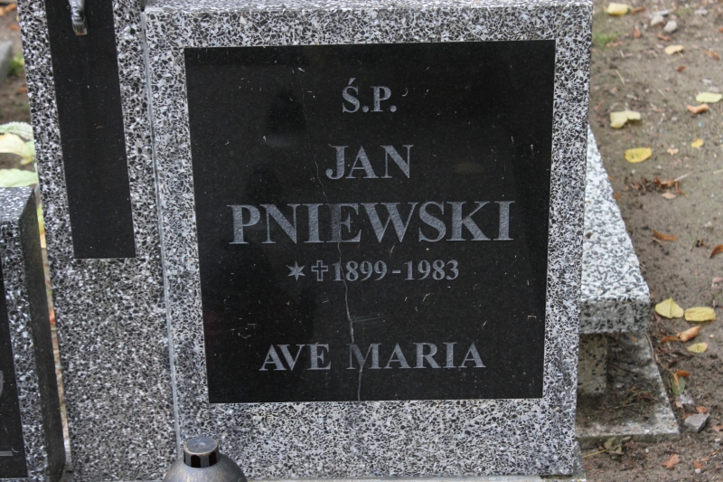 Jan Pniewski 1899 Myślibórz - Grobonet - Wyszukiwarka osób pochowanych