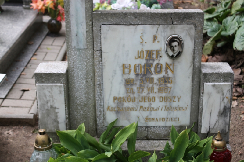 Grób Roman Boroń