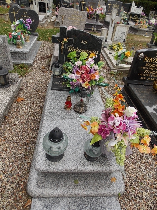 Władziu Piekarzewicz 1957 Myślibórz - Grobonet - Wyszukiwarka osób pochowanych