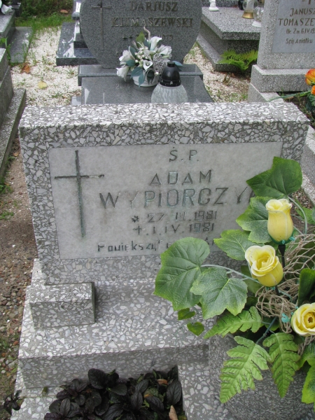 Adam Wypiorczyk 1981 Myślibórz - Grobonet - Wyszukiwarka osób pochowanych
