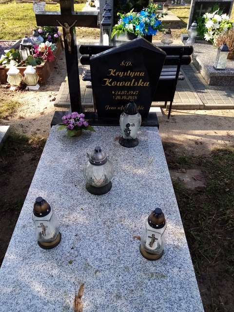 Krystyna Kowalska  1947 Myślibórz - Grobonet - Wyszukiwarka osób pochowanych