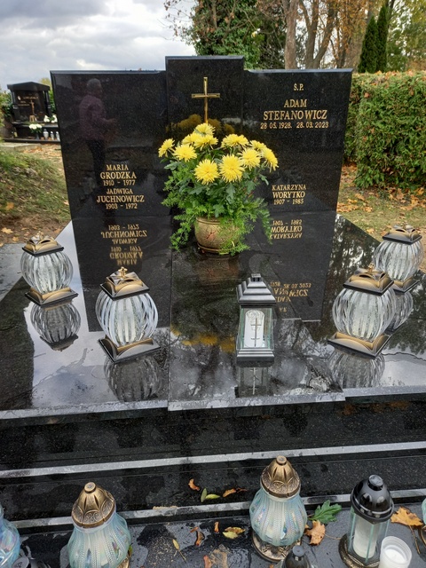 Jadwiga Juchnowicz 1903 Myślibórz - Grobonet - Wyszukiwarka osób pochowanych