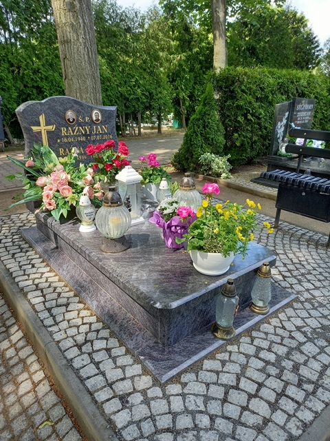 Jan Raźny 1940 Myślibórz - Grobonet - Wyszukiwarka osób pochowanych