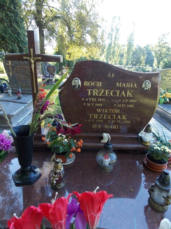 Grób Wiktor Trzeciak