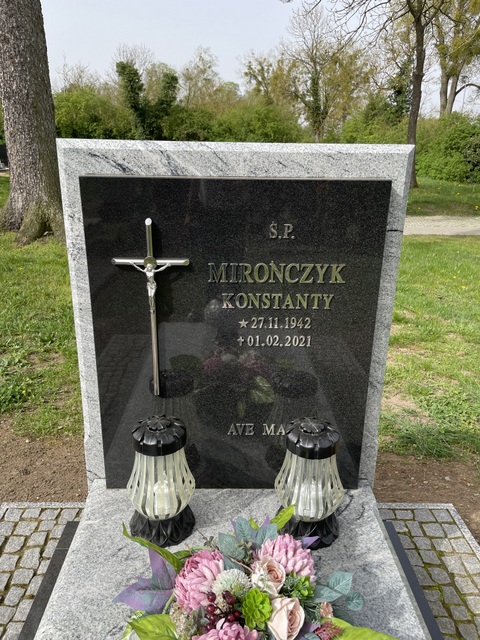 Konstanty Mirończyk 1942 Myślibórz - Grobonet - Wyszukiwarka osób pochowanych